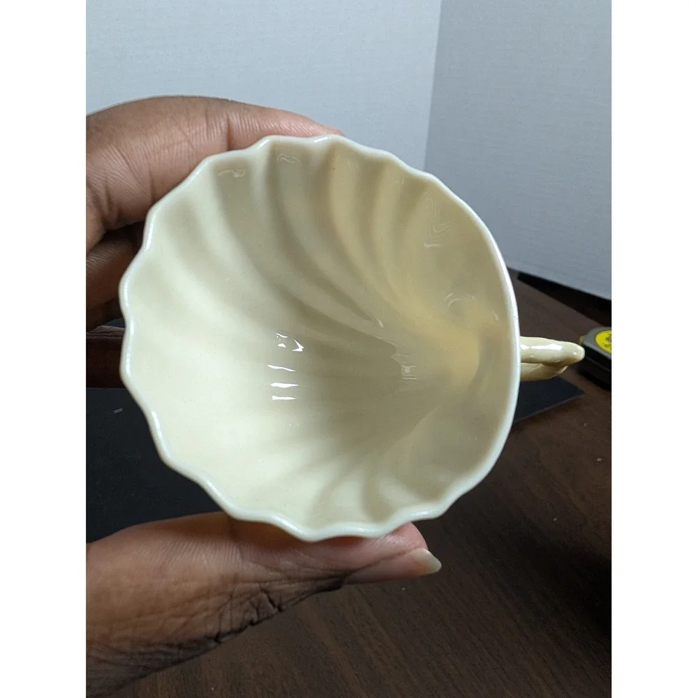 Vintage Belleek Ireland Neptune Shell Teacup 7th Mark with Shell Feet